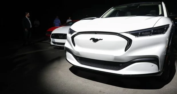 Ford Mustang Mach-E STAR WHITE METALLIC Mach-E Photos 1575163186203