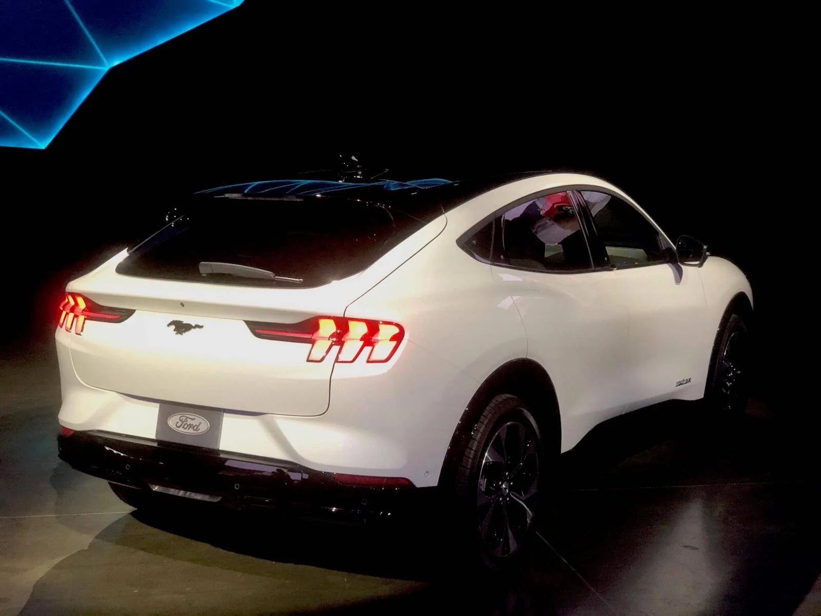 Ford Mustang Mach-E STAR WHITE METALLIC Mach-E Photos 1575163853731
