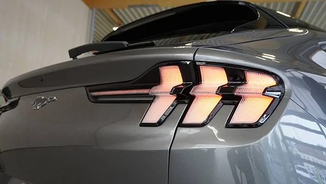 Ford Mustang Mach-E CARBONIZED GRAY Mach-E Club carbonized grey mach-e 4