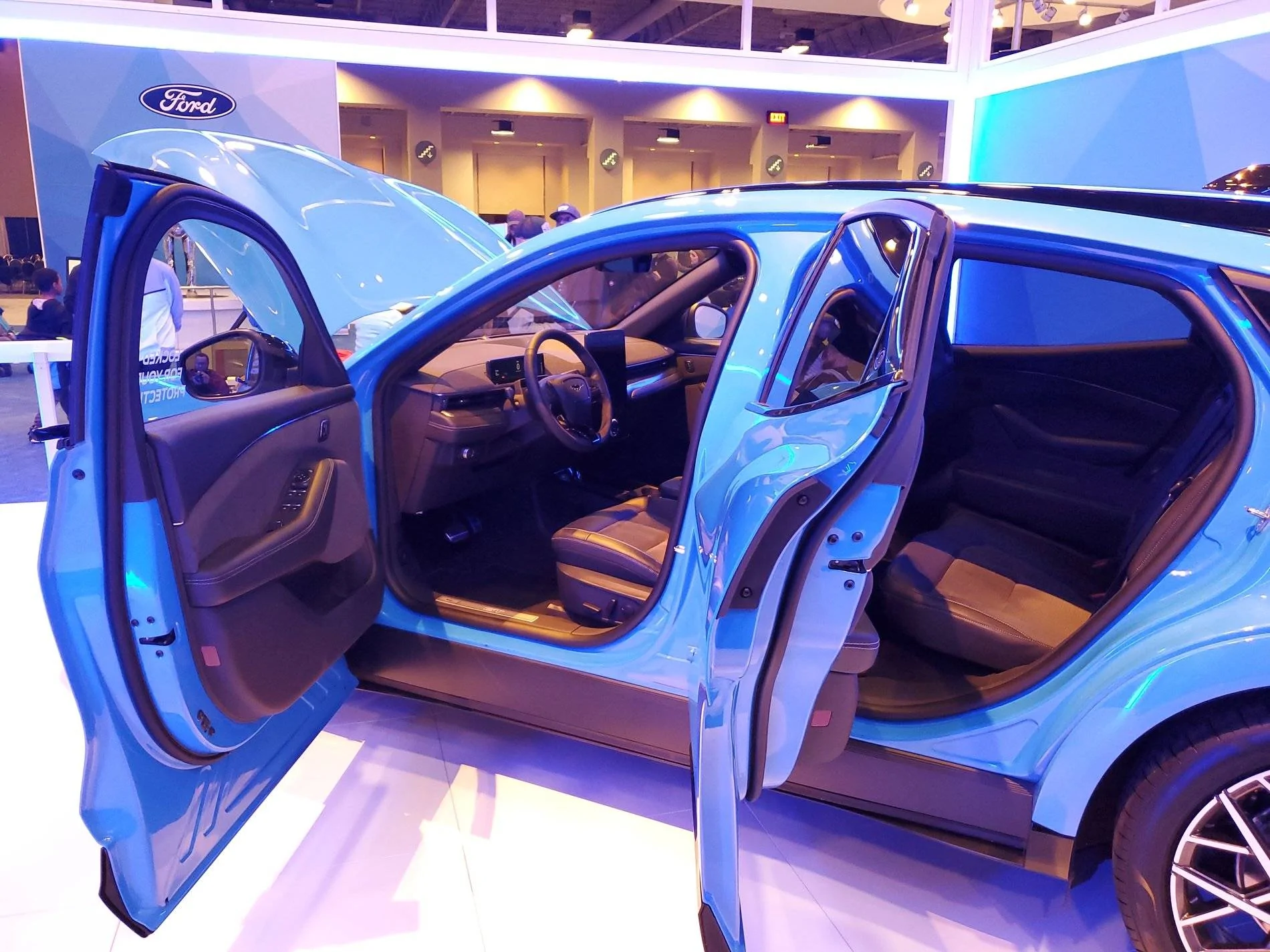 Ford Mustang Mach-E Mach-E stole the show in D.C. (Washington Auto Show) 20200125_182232