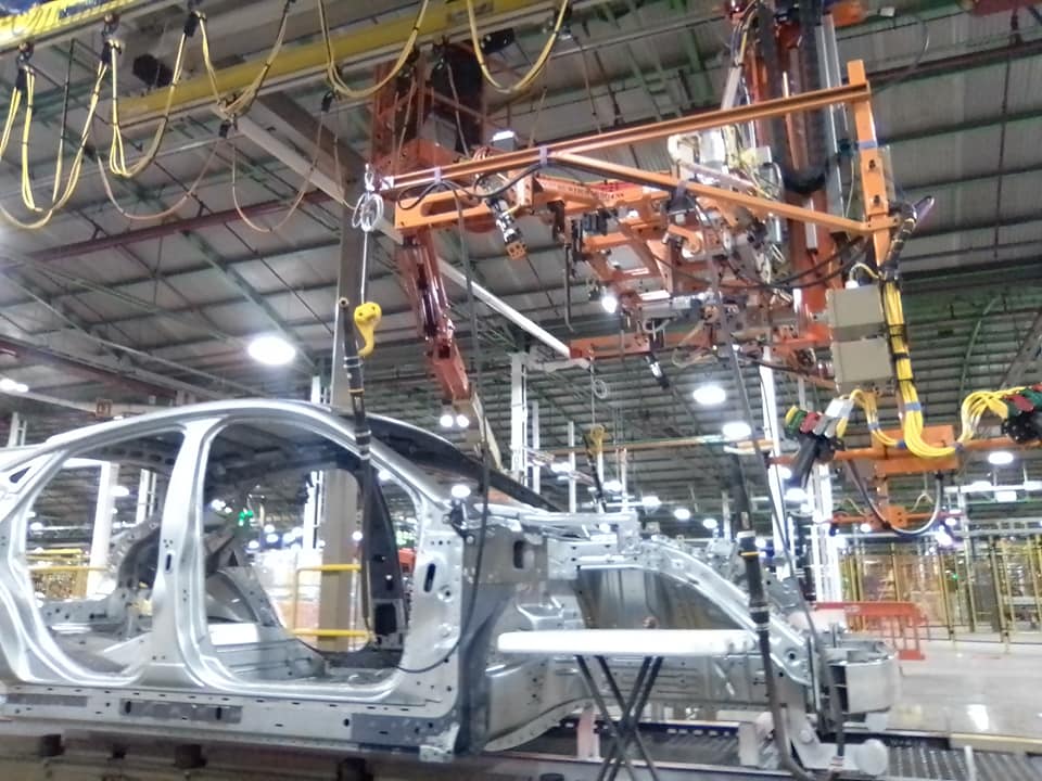Mach e Body 8.jpg
