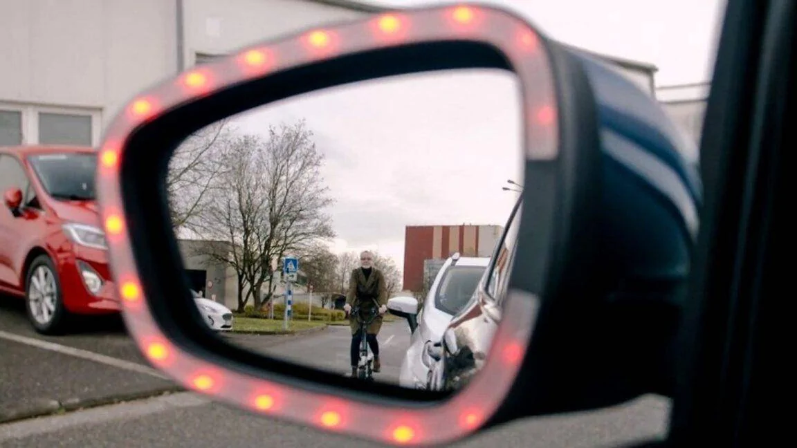 Ford Mustang Mach-E "Ford Exit Warning Warns Cyclists When A Door Is Opening" 1583526231118