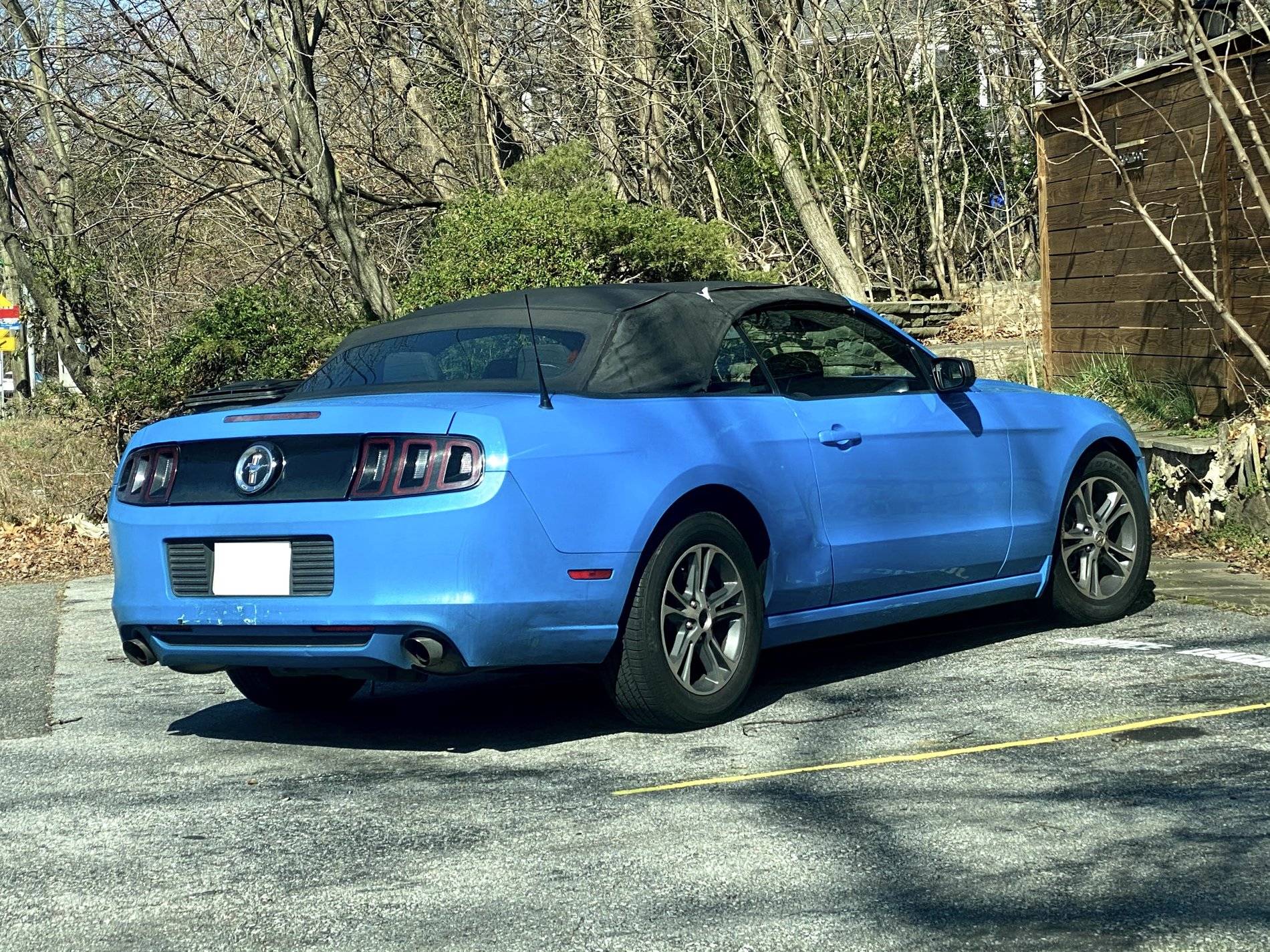 Ford Mustang Mach-E GRABBER BLUE Mach-E Photos 4_corners_grabber_blue-sanitized