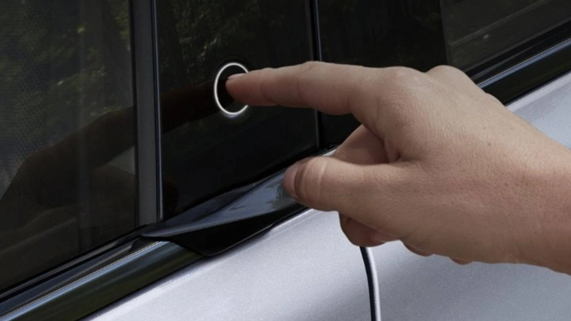 Ford Mustang Mach-E Factory video showing Mach-E details incl pedestrian alert sound and reshaped door handle Updated handle design