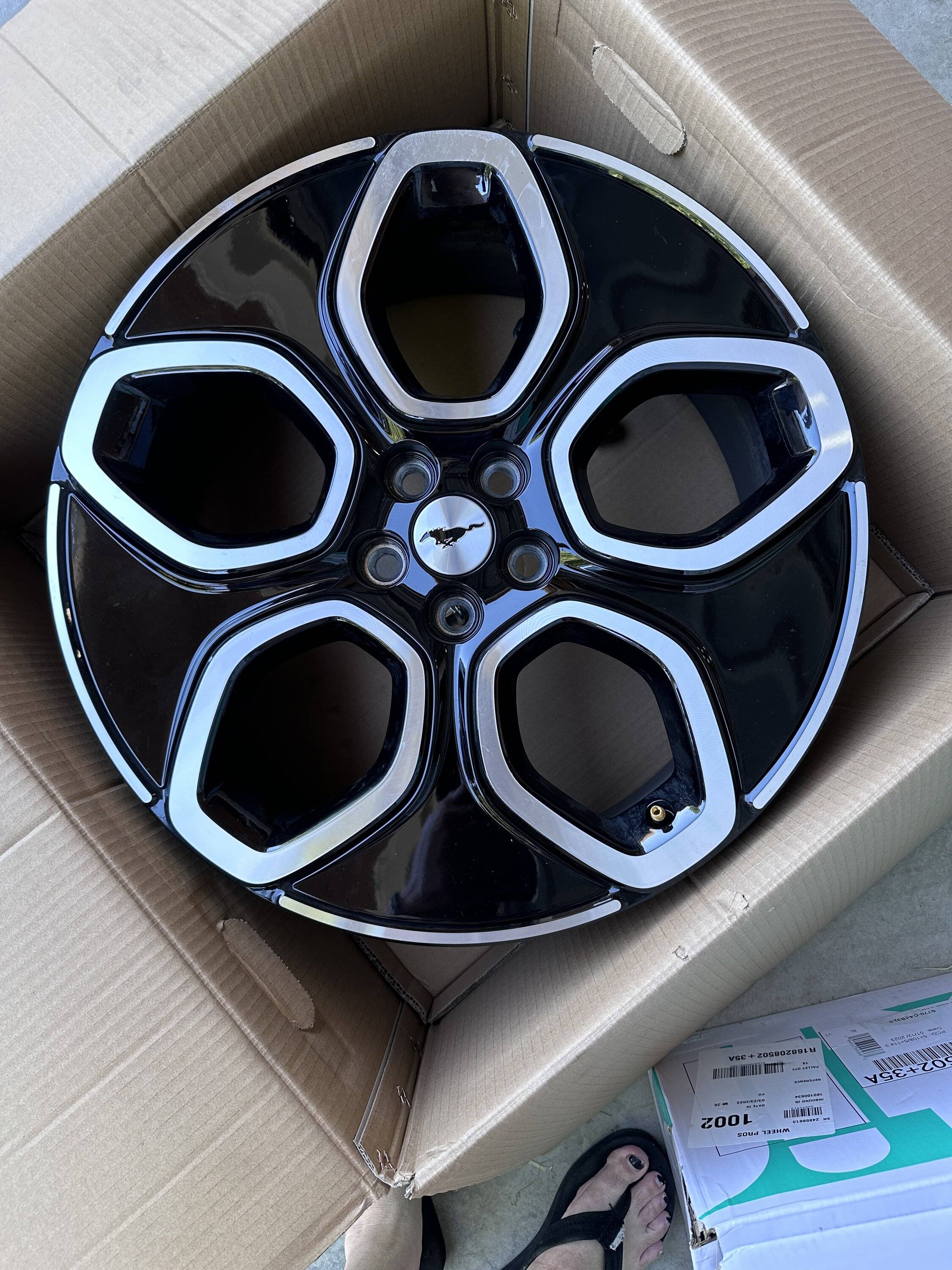 Ford Mustang Mach-E 2023 MACH E GT WHEELS....NEVER USED IMG_0039