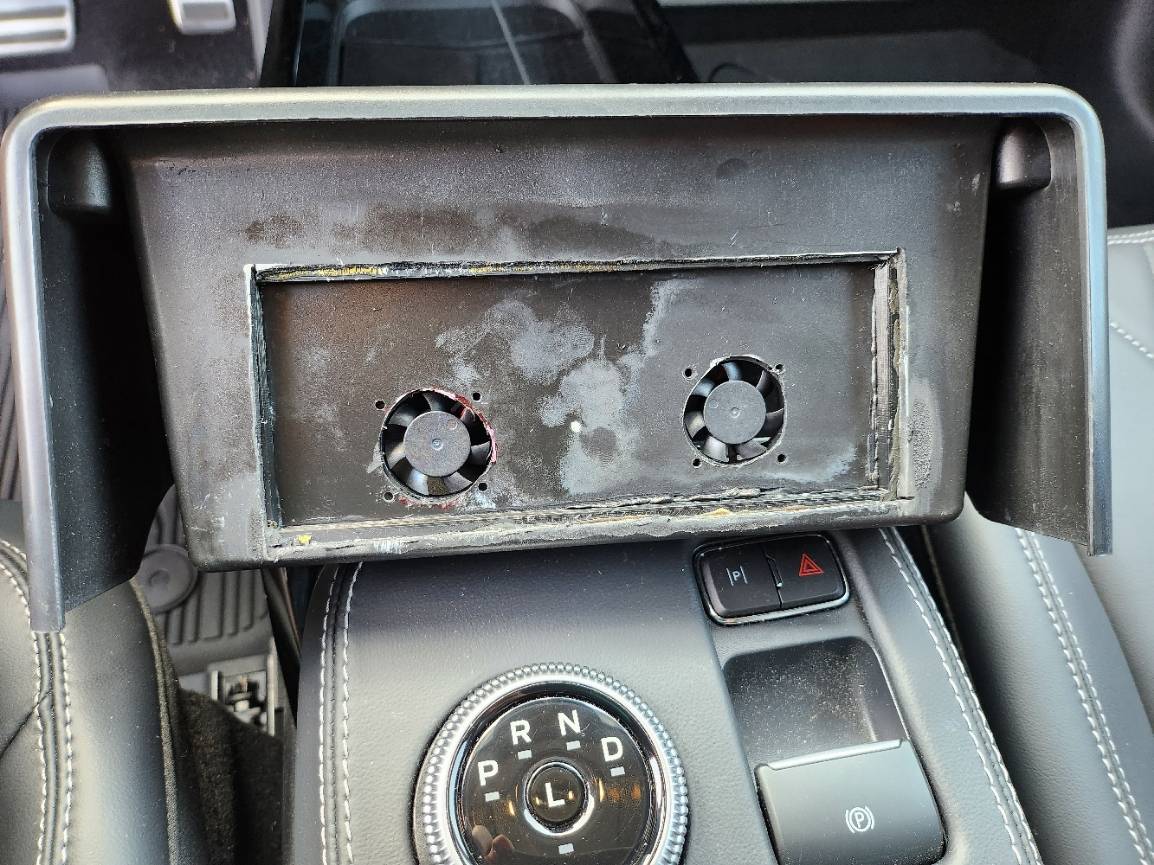 Ford Mustang Mach-E Cooling the SYNC Screen Sync cool1