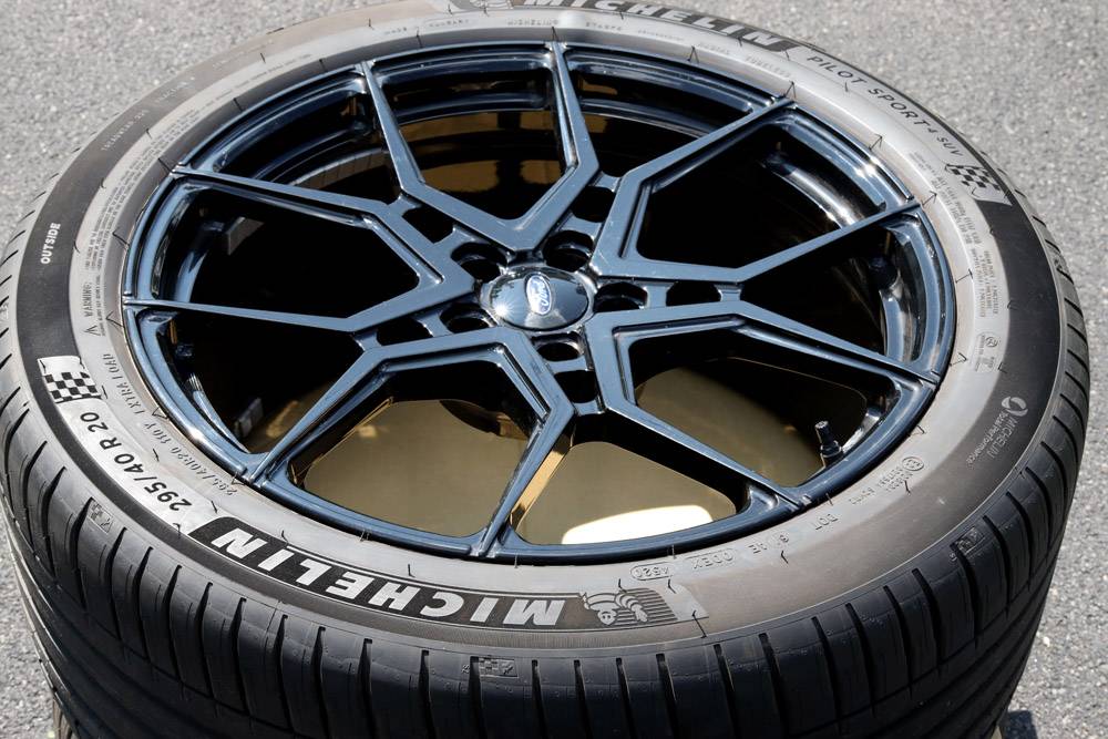 Ford Mustang Mach-E Will Ship FS: MACH-E SV706 Signature Wheels Forged 295_40