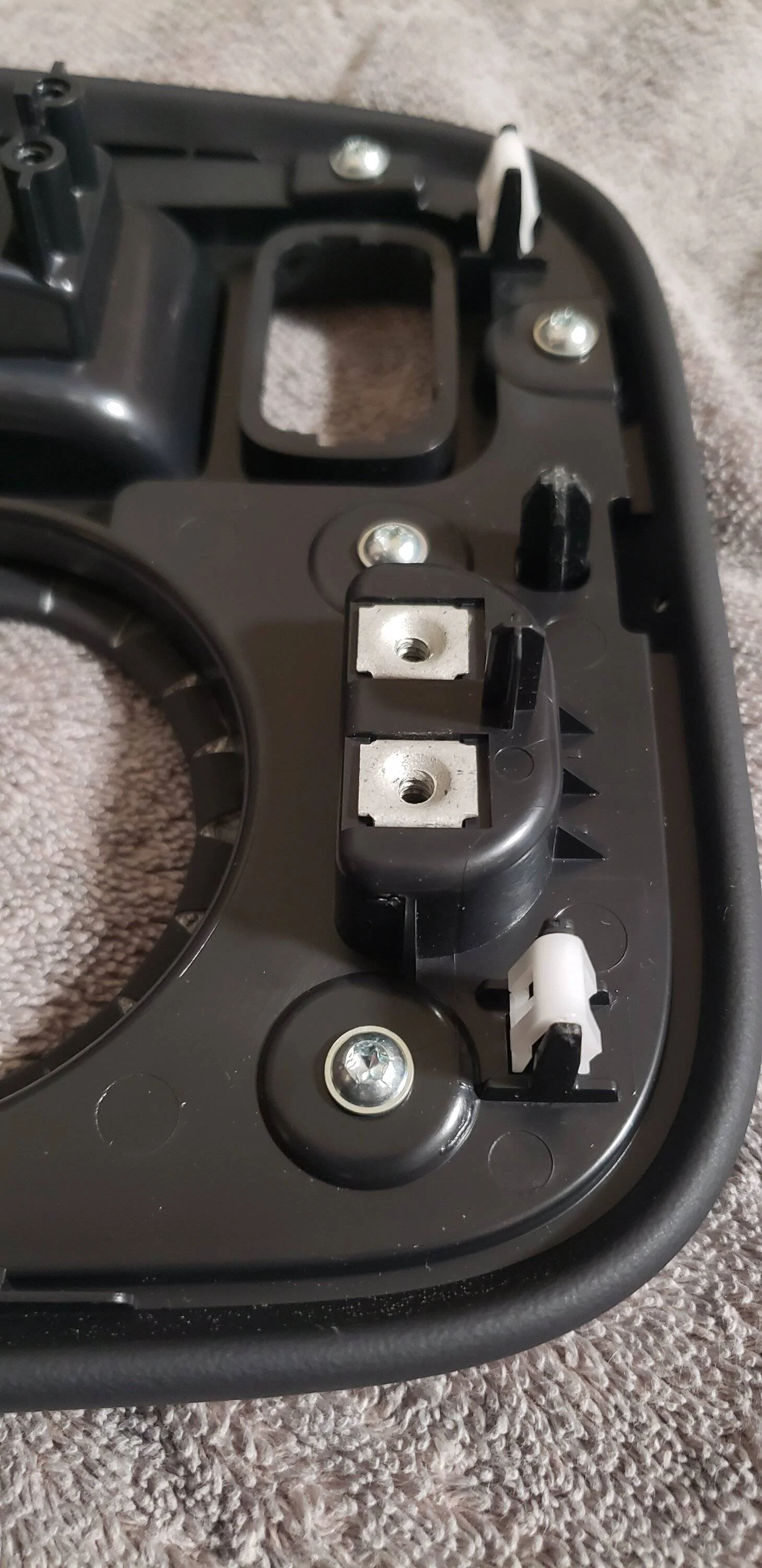Ford Mustang Mach-E How to remove/replace gear shift panel? 20230824_201938