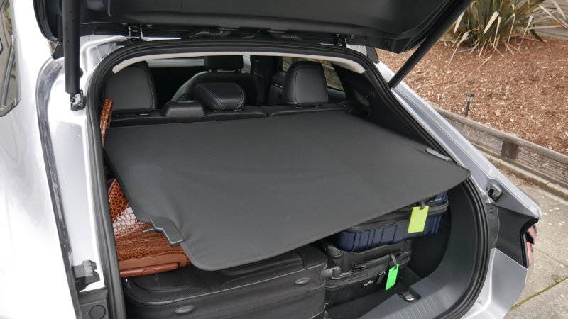 Ford Mustang Mach-E Mach-E Luggage Test (Cargo/Trunk Space) rd-Mustang-MachE-luggage-test-cargo-cover-collapse
