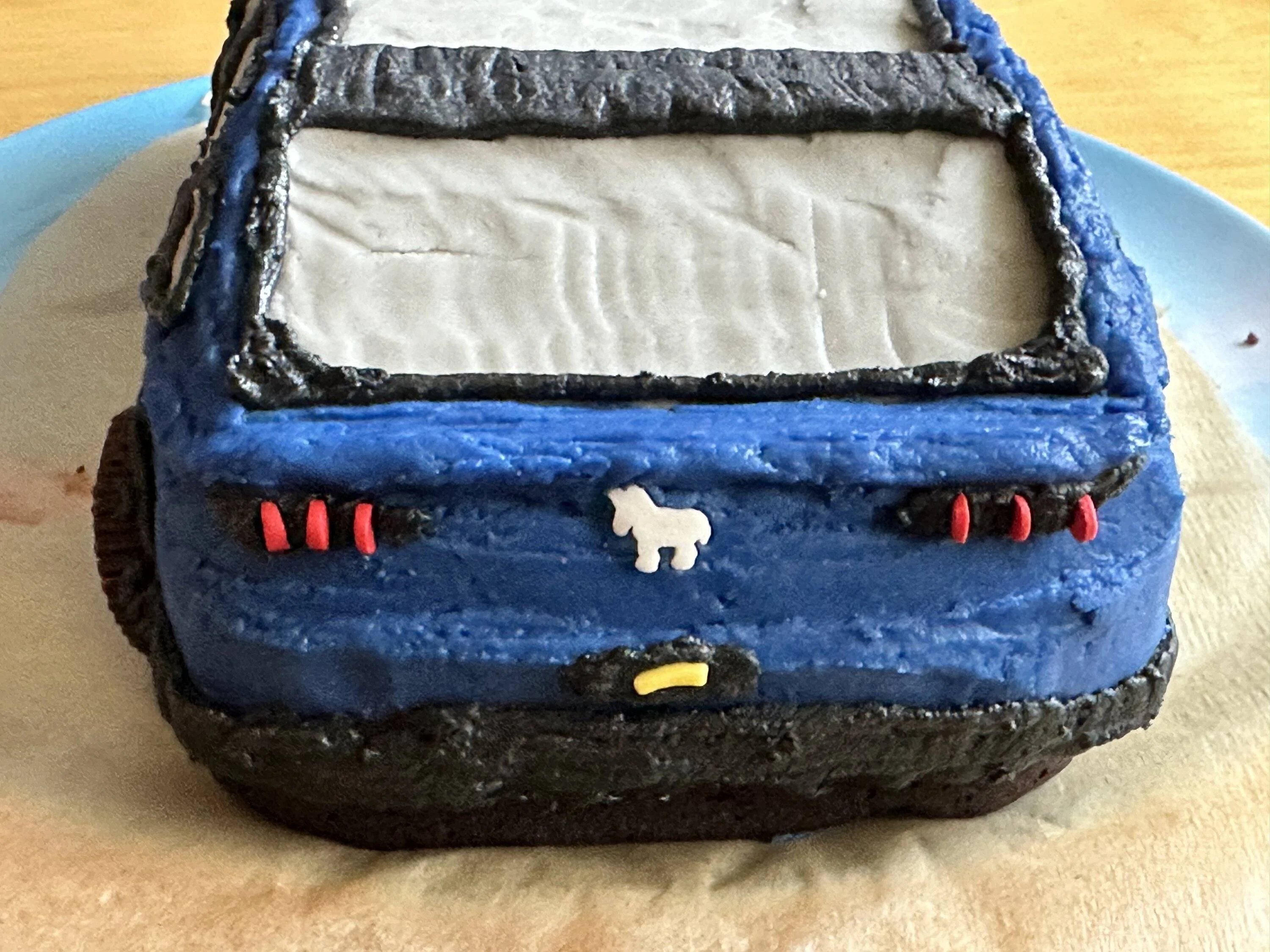 Ford Mustang Mach-E Mach-E, But Make It Cake mach-e-cake-03