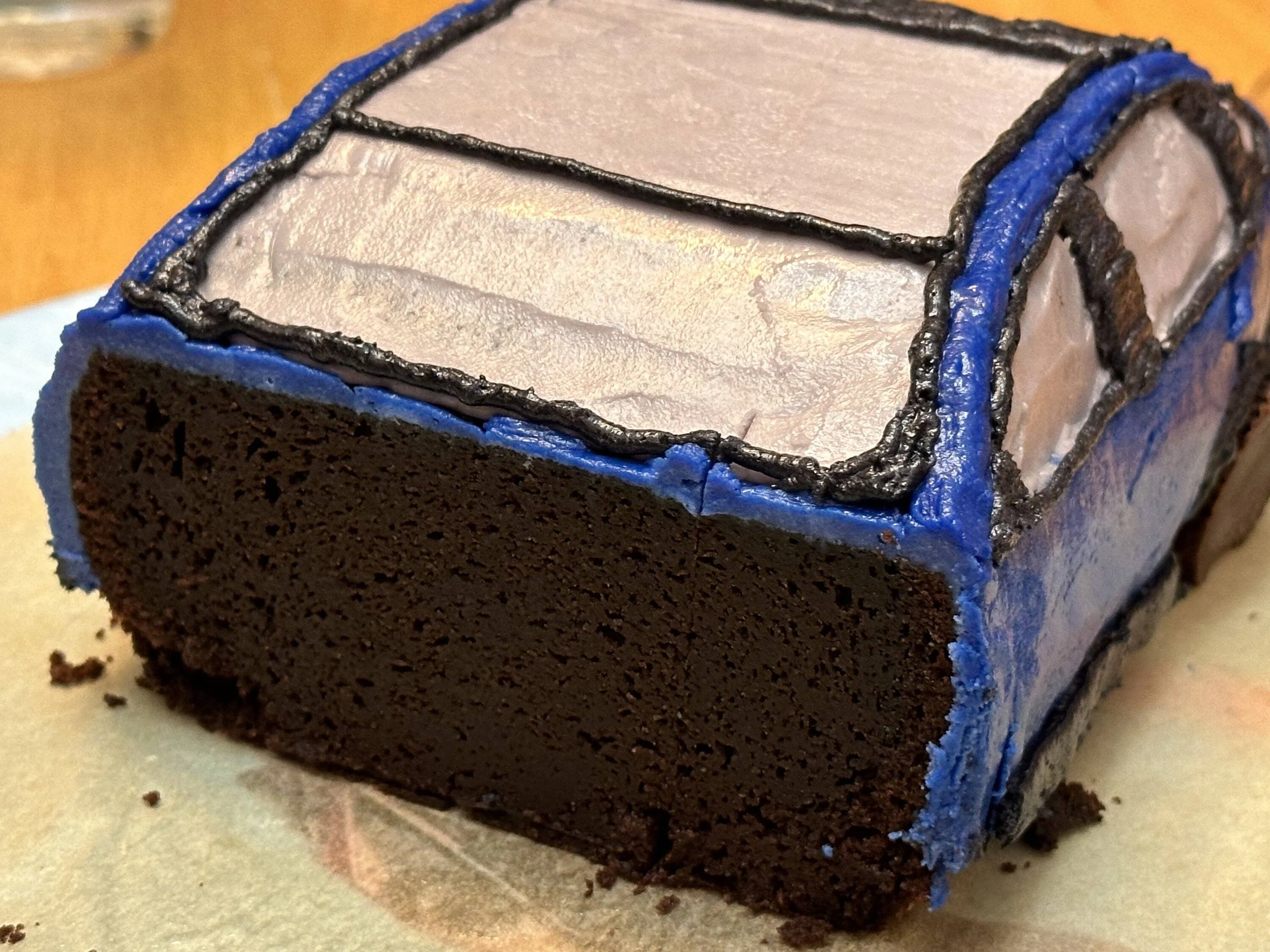 Ford Mustang Mach-E Mach-E, But Make It Cake mach-e-cake-04