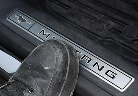 Ford Mustang Mach-E Door sills select to premium mod? Screenshot_20231216_224455