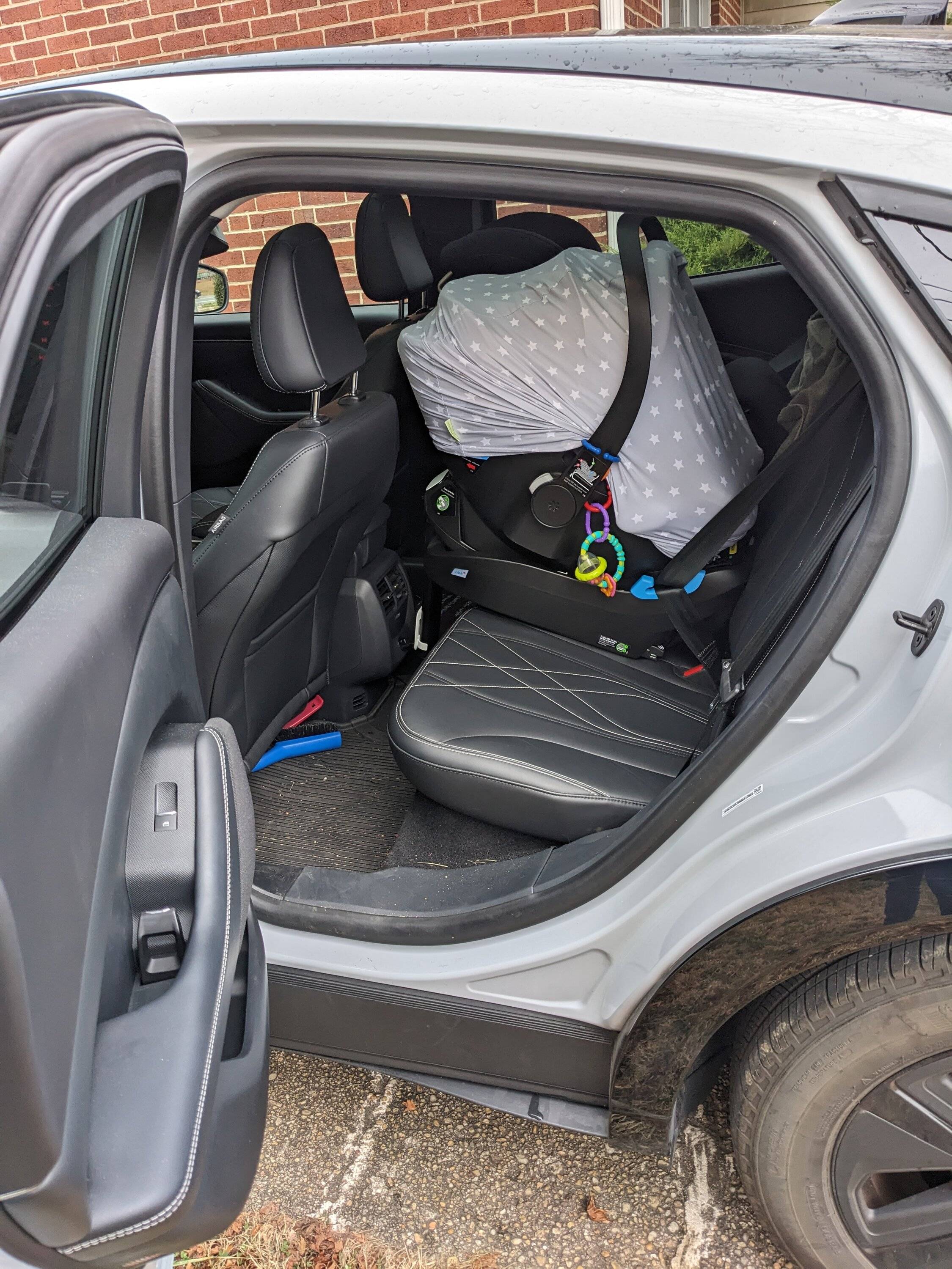 Ford Mustang Mach-E Carseats in the Mach E PXL_20240101_165338189
