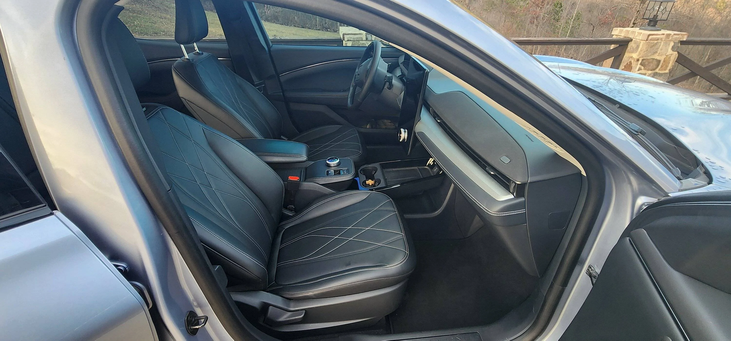 Ford Mustang Mach-E 2022 Mach E Select 1000011377
