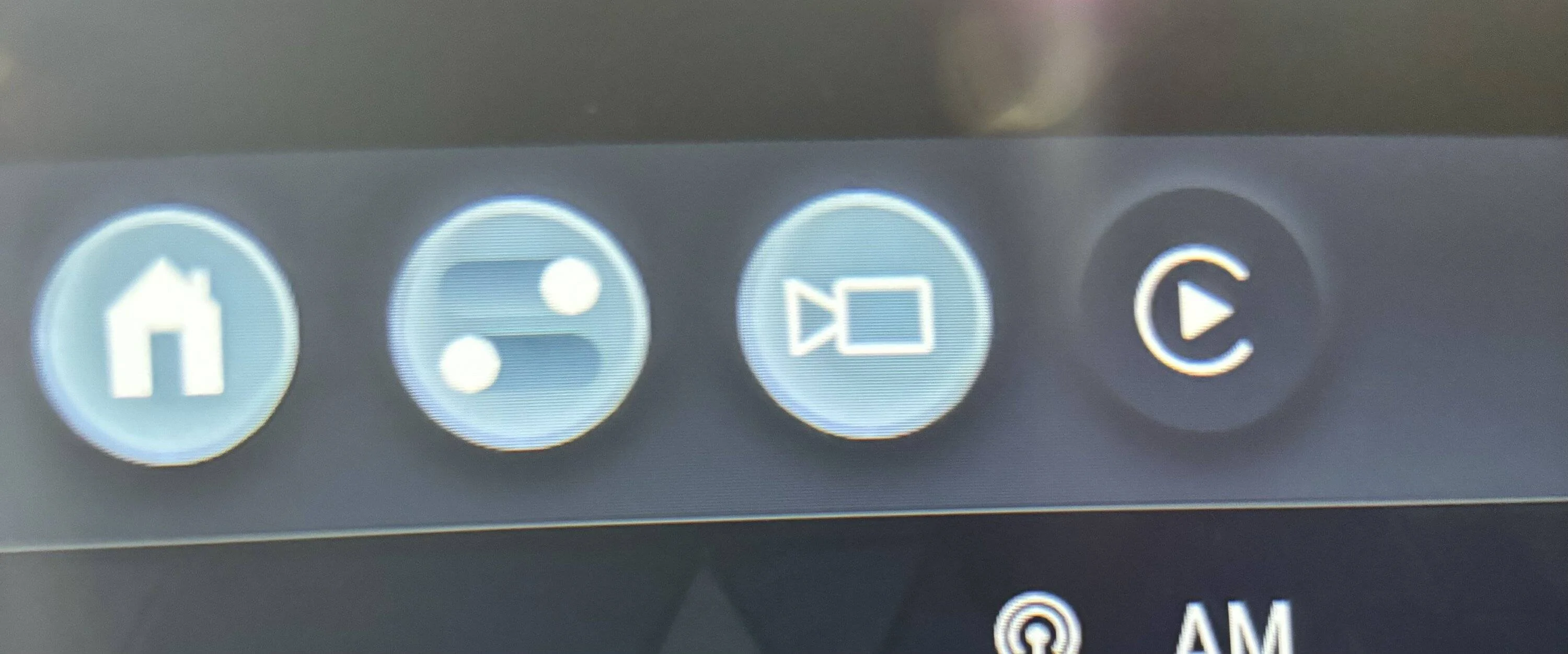 Ford Mustang Mach-E Carplay Not Showing on Bottom Row of Buttons IMG_0045