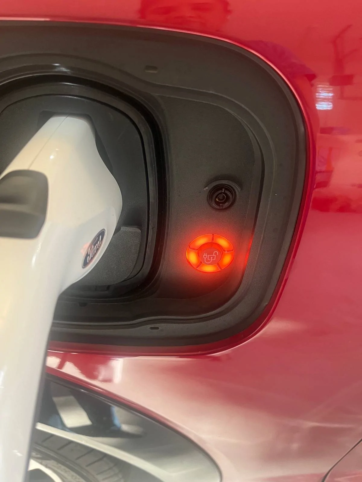 Ford Mustang Mach-E Not changing and red light on charging indicator IMG_2347