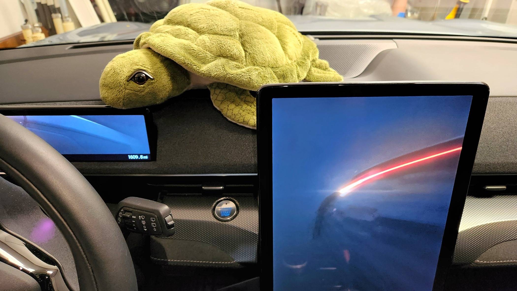 Ford Mustang Mach-E Ford Introduces Groundbreaking On-Screen Intelligent Assistant: Meet the Turtle 20220815_175812
