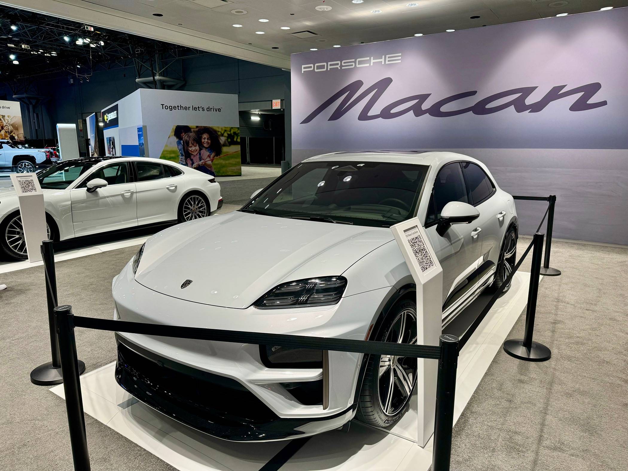 Ford Mustang Mach-E Macan EV Official Specs & Photos Revealed IMG_0117