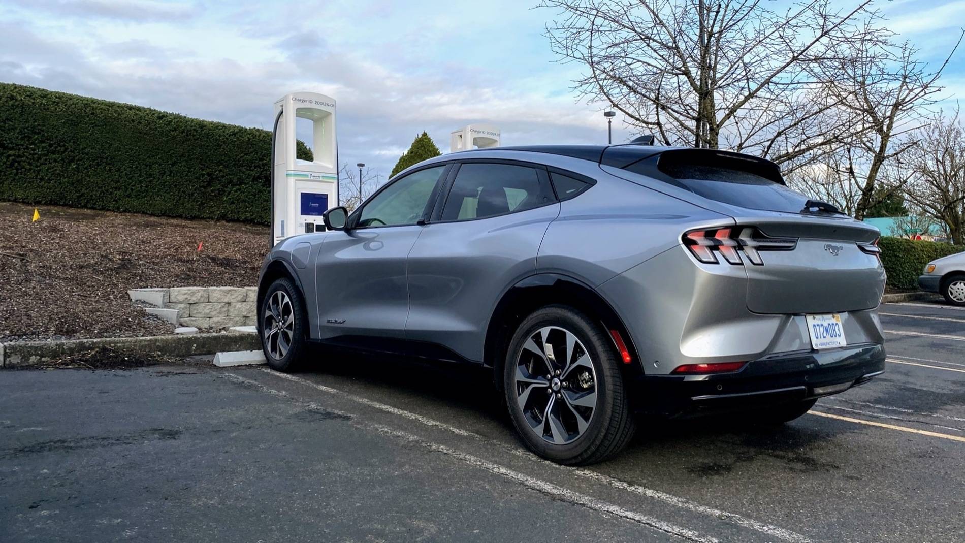 Ford Mustang Mach-E 2021 Mustang Mach-E: How fast does the Ford EV charge up on road trips? h-e-at-electrify-america-dc-fast-charger_100777004