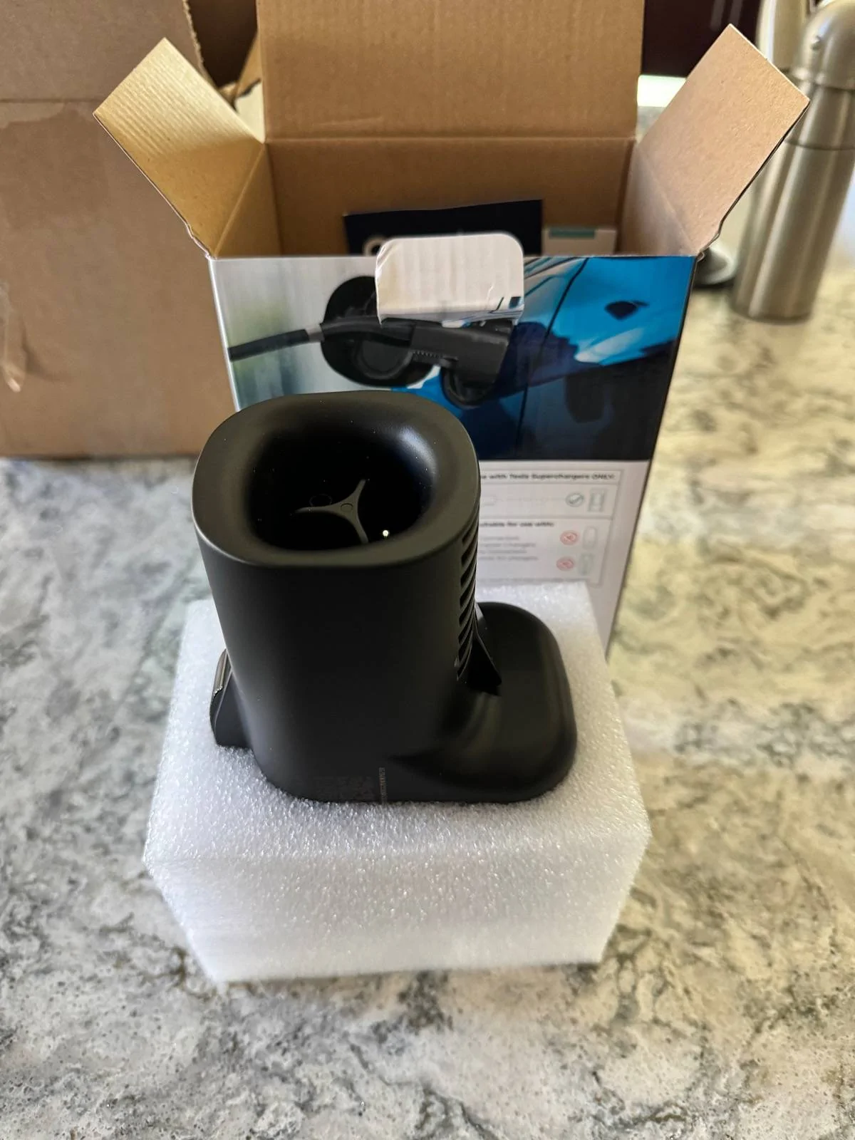 Ford Mustang Mach-E Unboxing Lectron Vortex adapter IMG_3060