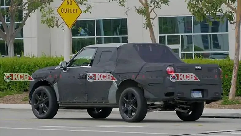 Ford Mustang Mach-E Mach E vs. 2024 Kia EV9 pickup2