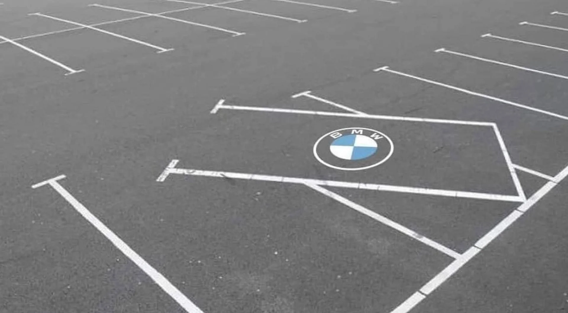 BMW.JPG