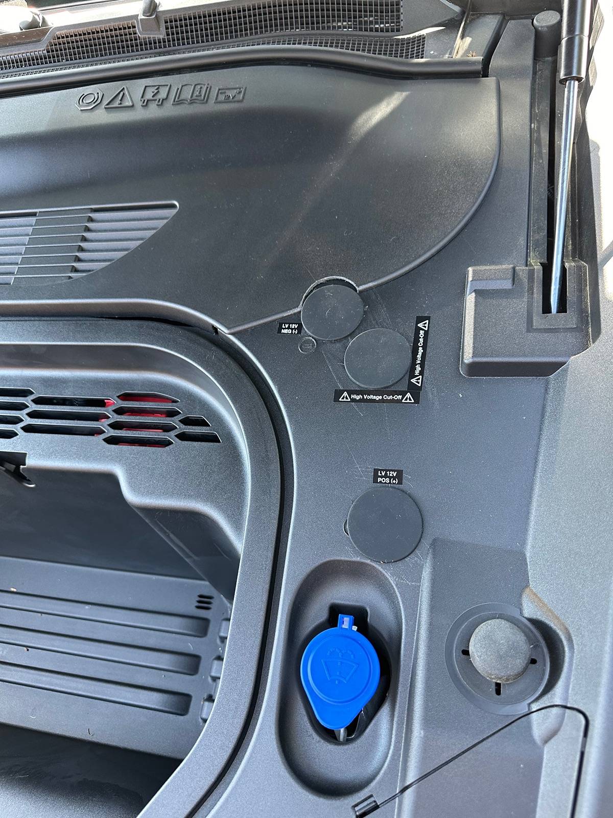 Ford Mustang Mach-E [Guide] Better Jump Point Access (Battery Access) IMG_3415