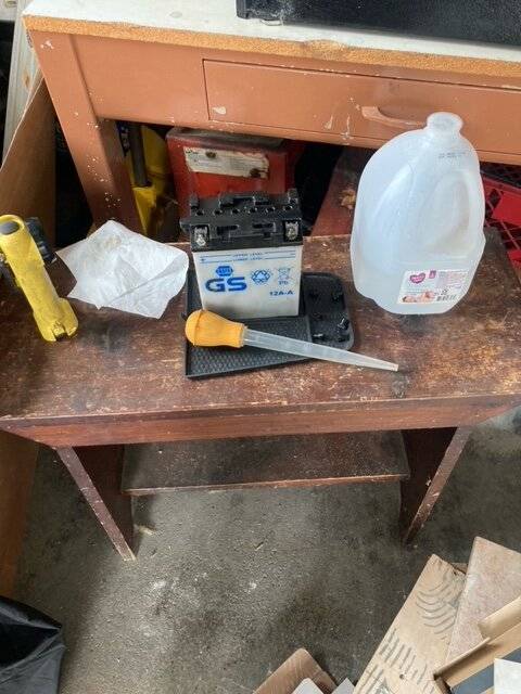 Ford Mustang Mach-E What to do with the old Wireless Charging Mat. Charge mat 2