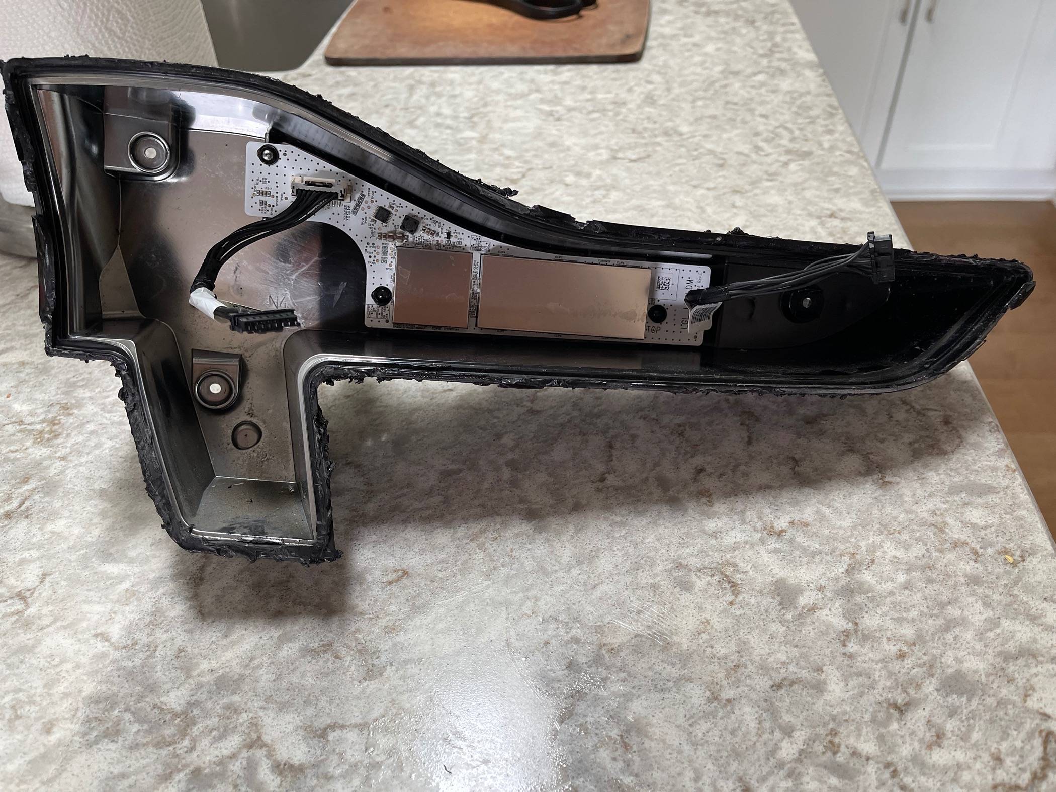 Ford Mustang Mach-E Instructions to remove & disassemble the inner taillights? Cover