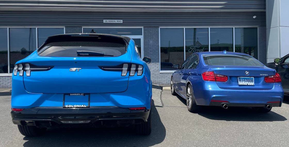 Ford Mustang Mach-E GRABBER BLUE Mach-E Photos MachE_335.JPG