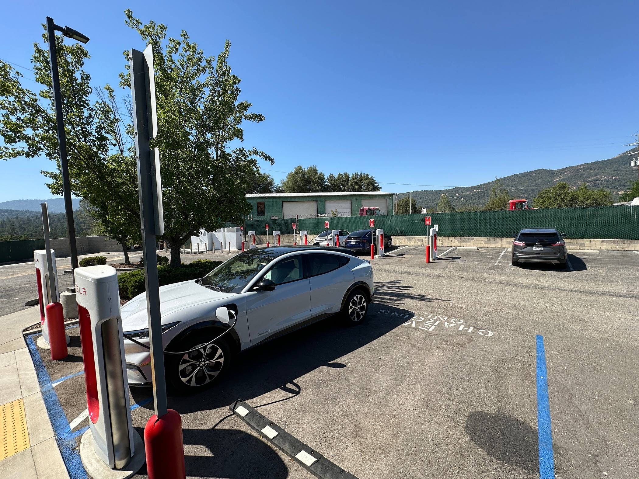 Ford Mustang Mach-E 700 mile trip to Yosemite National Park -- Free entrance, lots of Tesla Supercharging, Lightning Pro spotted IMG_0649.JPG