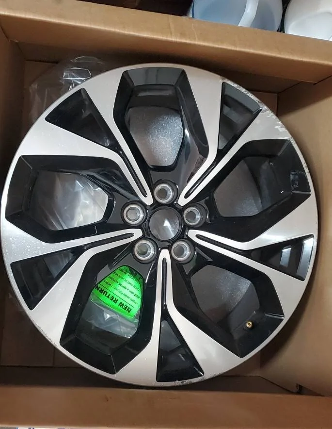 Ford Mustang Mach-E Premium 19" Wheel wheel