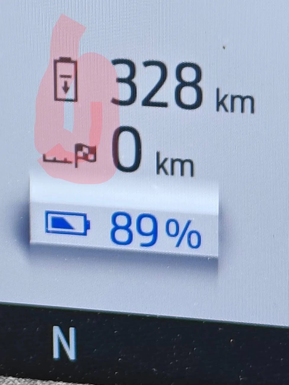 Ford Mustang Mach-E Symbol on the dashboard 1000000334