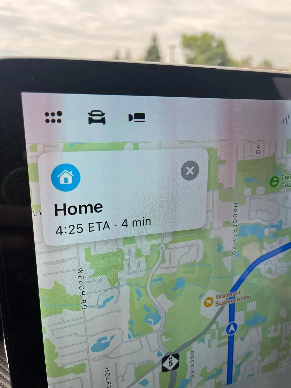Ford Mustang Mach-E Why is this showing up now when I ask Siri to send a message? I never had to open an app to do this until today? Anyone know why this is? tempImageo11PIF