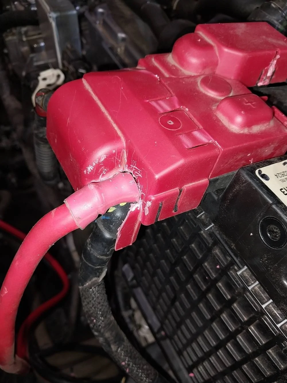 Ford Mustang Mach-E HowTo: make and install heavy duty 12v cables for import/export power 12 trim +12v cover