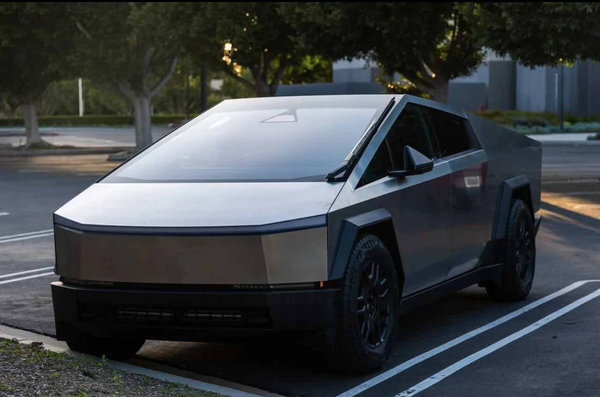 Ford Mustang Mach-E Tesla Cybertruck Outsells Lightning In Q2 IMG_2700