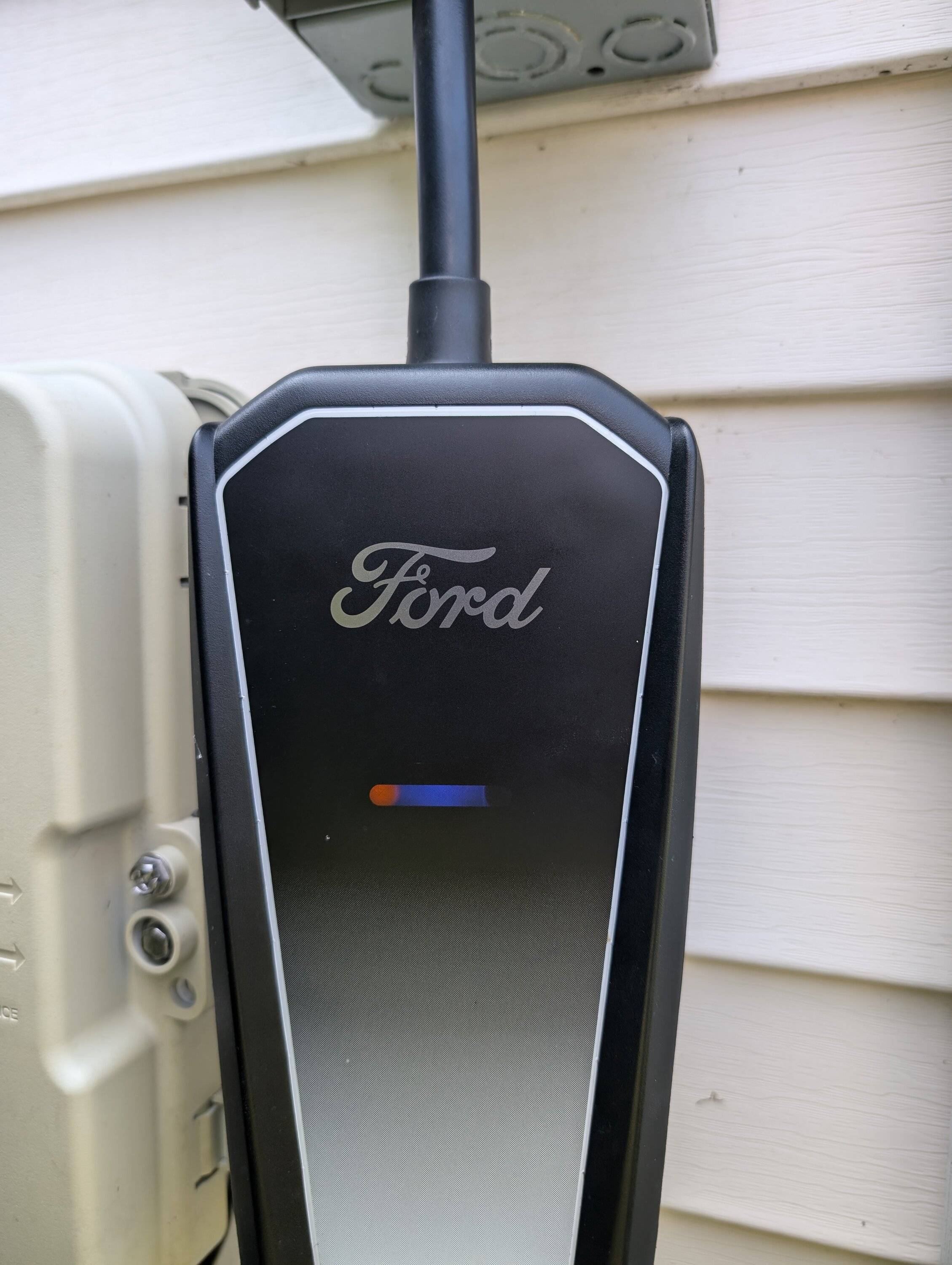 Ford Mustang Mach-E Mobile Charger Question (Orange & Blue) PXL_20240727_173201808