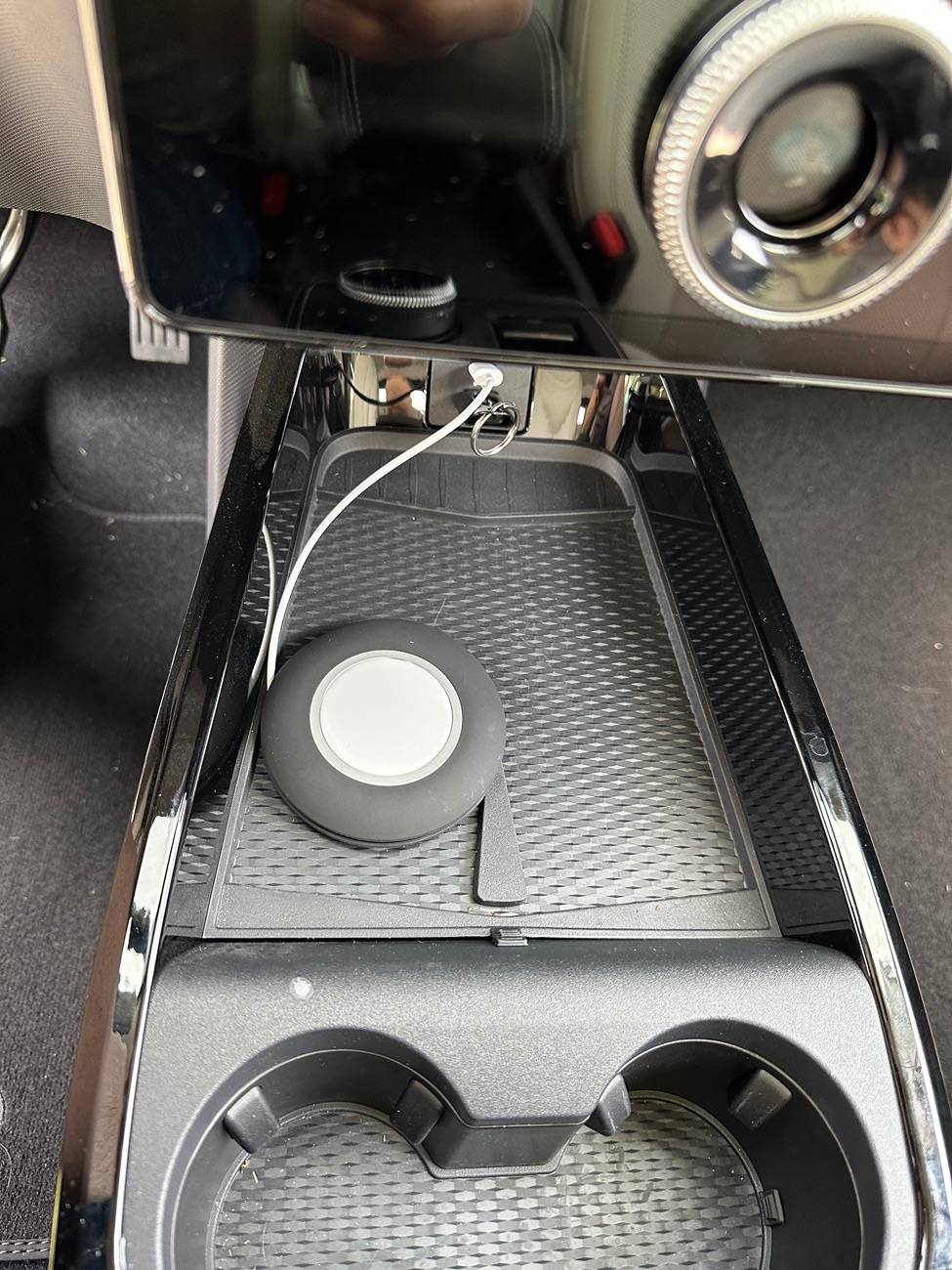 Ford Mustang Mach-E Aftermarket Wireless Charging Mat without divot? IMG_0661