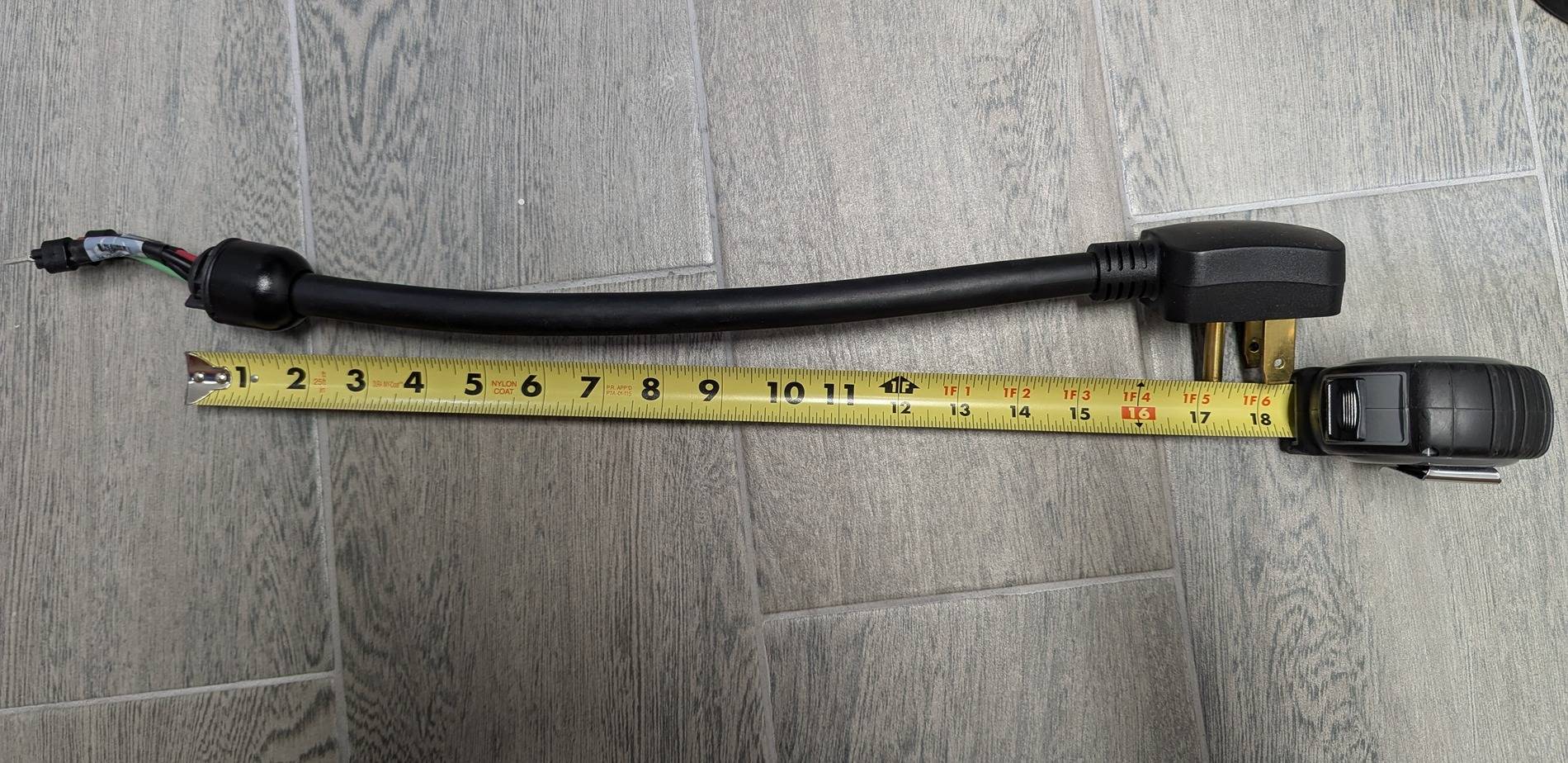 Ford Mustang Mach-E ChargePoint Home Flex Plug-In 1000018097