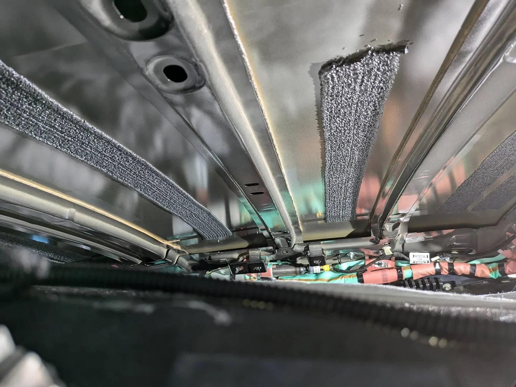 Ford Mustang Mach-E Speakers/Sub/Amps install and base/select model audio information Roof pre-2