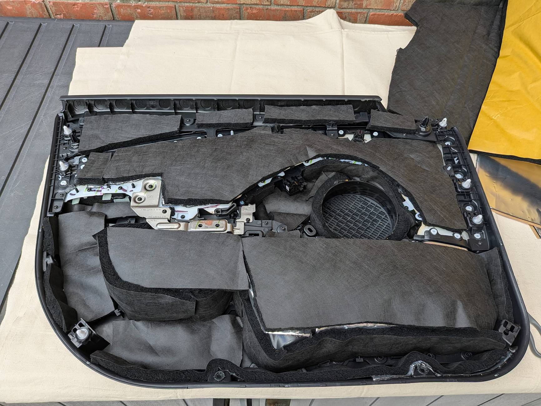 Ford Mustang Mach-E Speakers/Sub/Amps install and base/select model audio information Front door card post fibermat