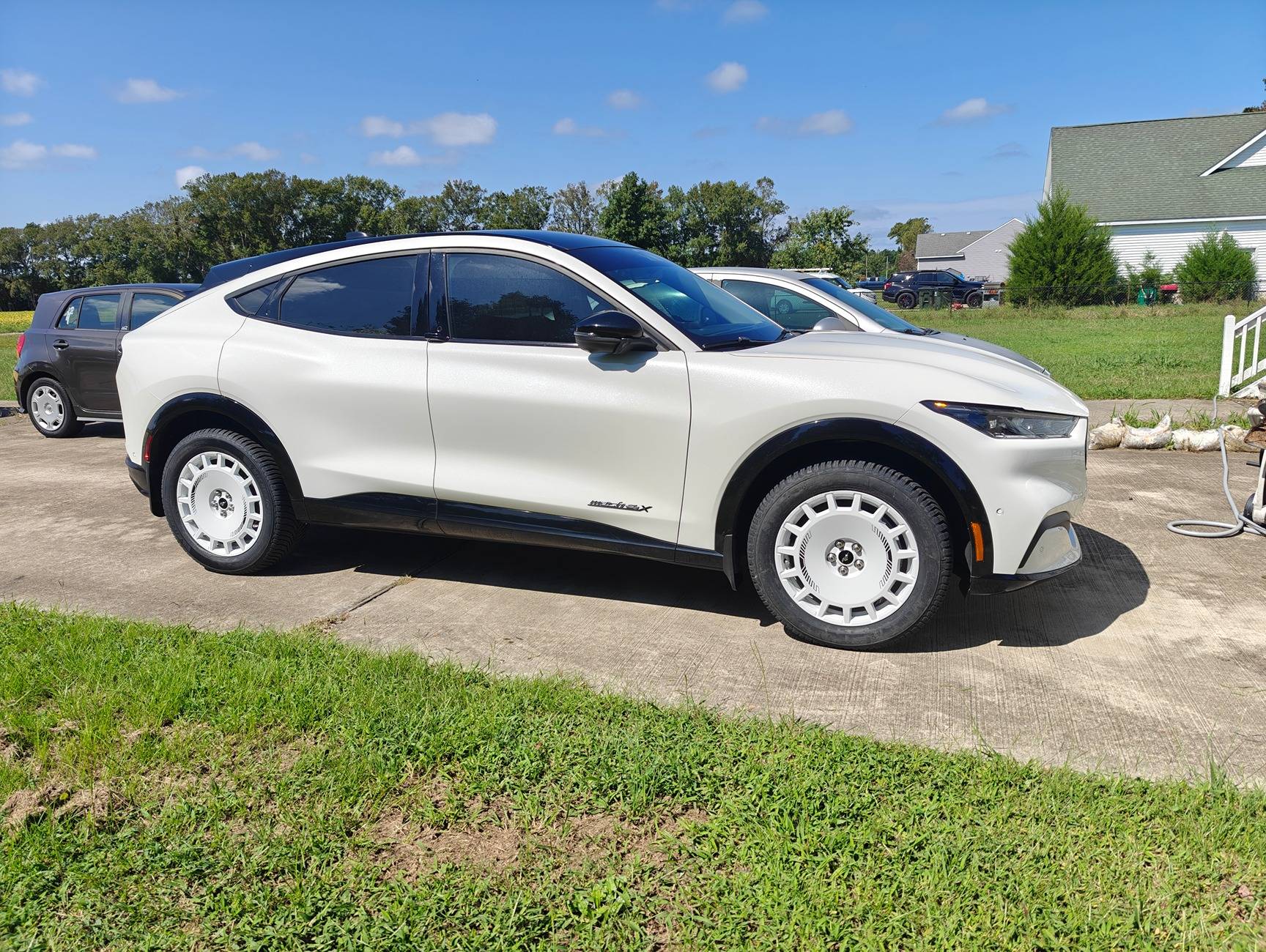 Finally got the Rally Wheels | MachEforum - Ford Mustang Mach-E News ...