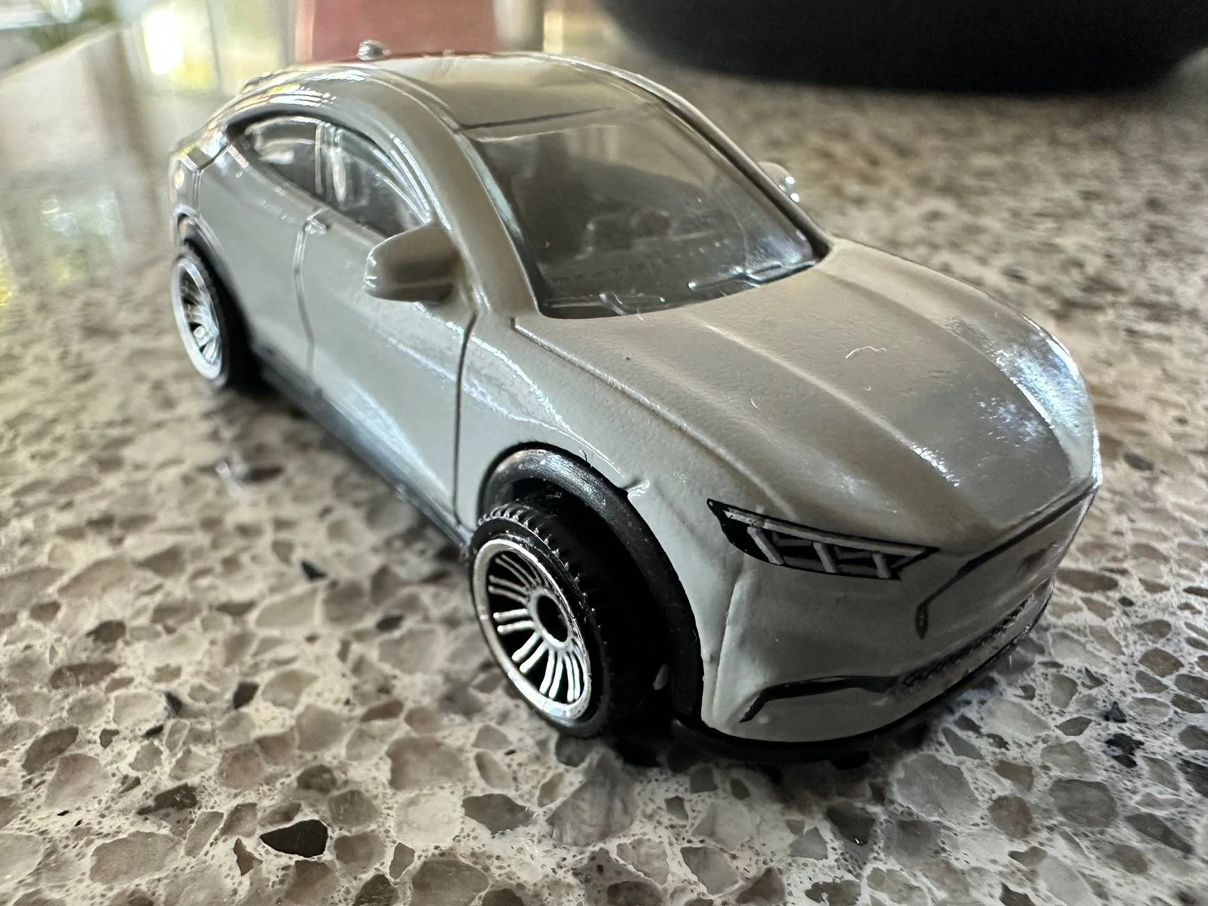 Ford Mustang Mach-E 1/18 scale model replica resin Mach-E by Otto IMG_2996