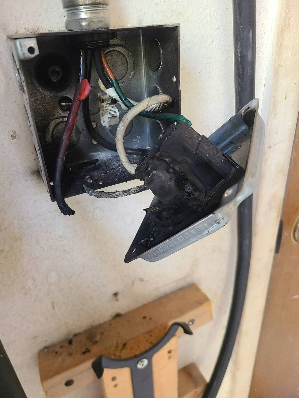 Ford Mustang Mach-E Help Wall Connector