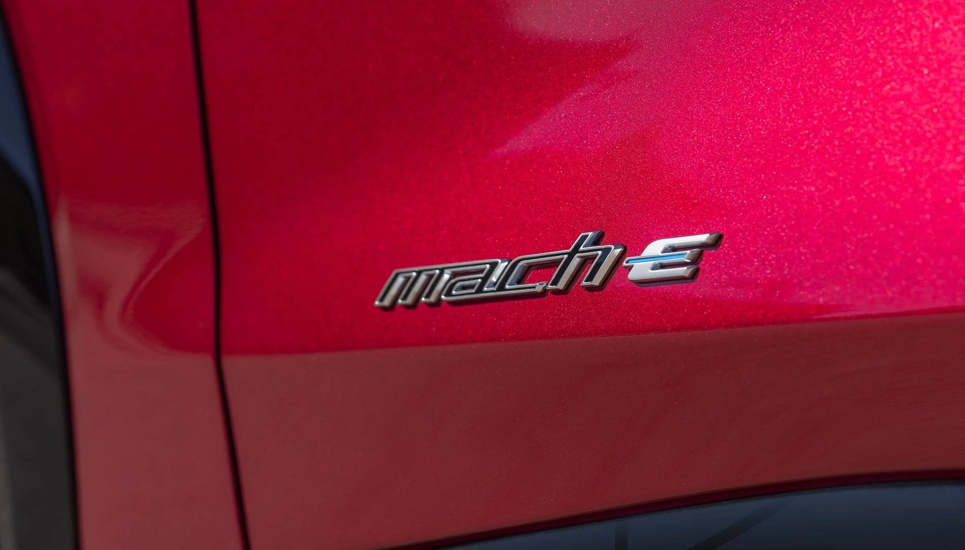 2025 Mustang Mach-E Premium Sport Appearance Package_09.jpg