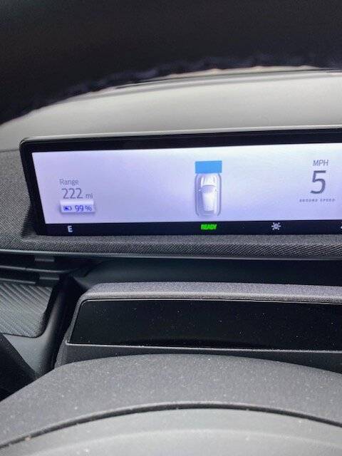 Ford Mustang Mach-E Charging to "100%" for a minute Mach-E dropped to 99% and 222mi after driving one (1) minute