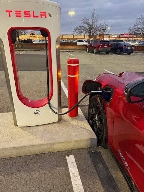 Ford Mustang Mach-E step by step using NACS at Tesla Supercharger [help needed] IMG_0136