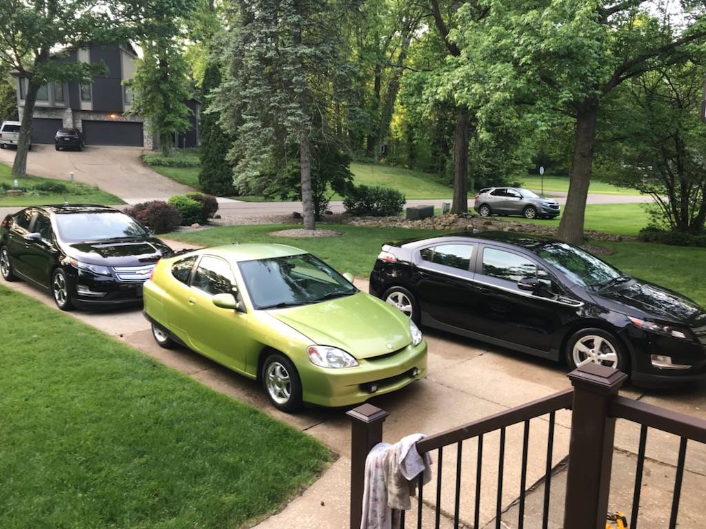 Ford Mustang Mach-E New MME owner, longtime Chevy Volt owner.  Just saying 'Hi' Chevy Volts and Insight 5-24-2022