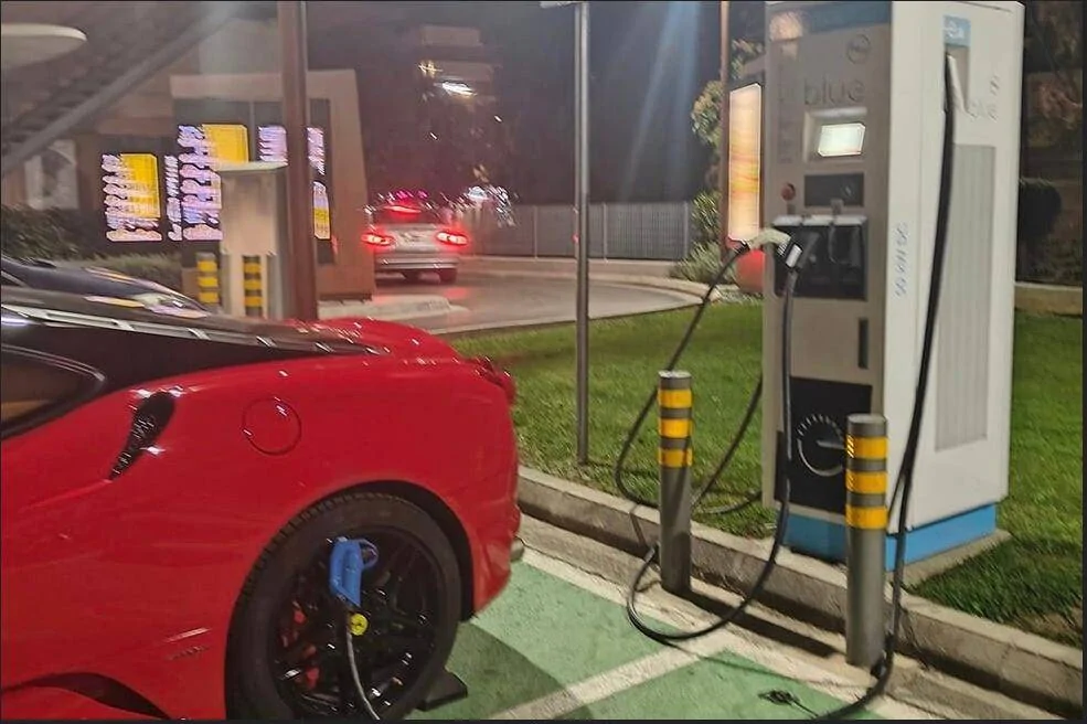 Ford Mustang Mach-E Share your WTF pump pics 1734373341817-7f