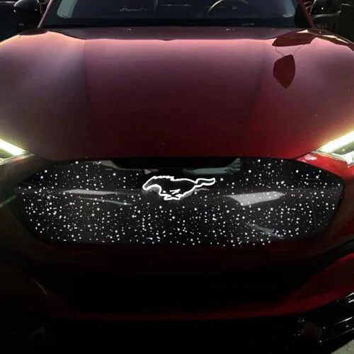 Ford Mustang Mach-E 6 Options. The FIRST Grill to Non GT´s ... EVER MADE! new gt 2025 grill (2)